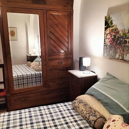 Florentine Style In San Frediano Daire